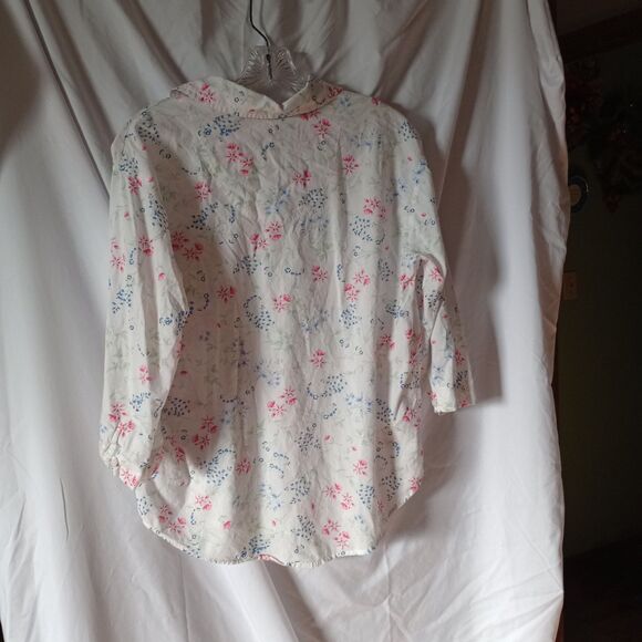 Lauren Ralph Lauren Lightweight Floral Roll tab Monogram 3/4 Sleeve size S - Picture 3 of 9